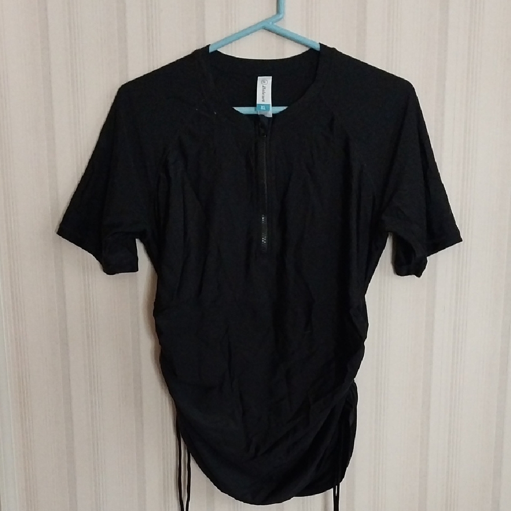 Halcurt 1/4 Zip Top Size XL